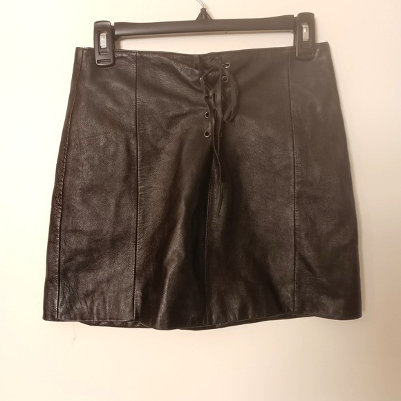 Wilsons Leather Dresses & Skirts - Y2K Wilsons Leather Maxima Black Women's Lace-Up Mini Pencil Skirt Sz 4 Vintage